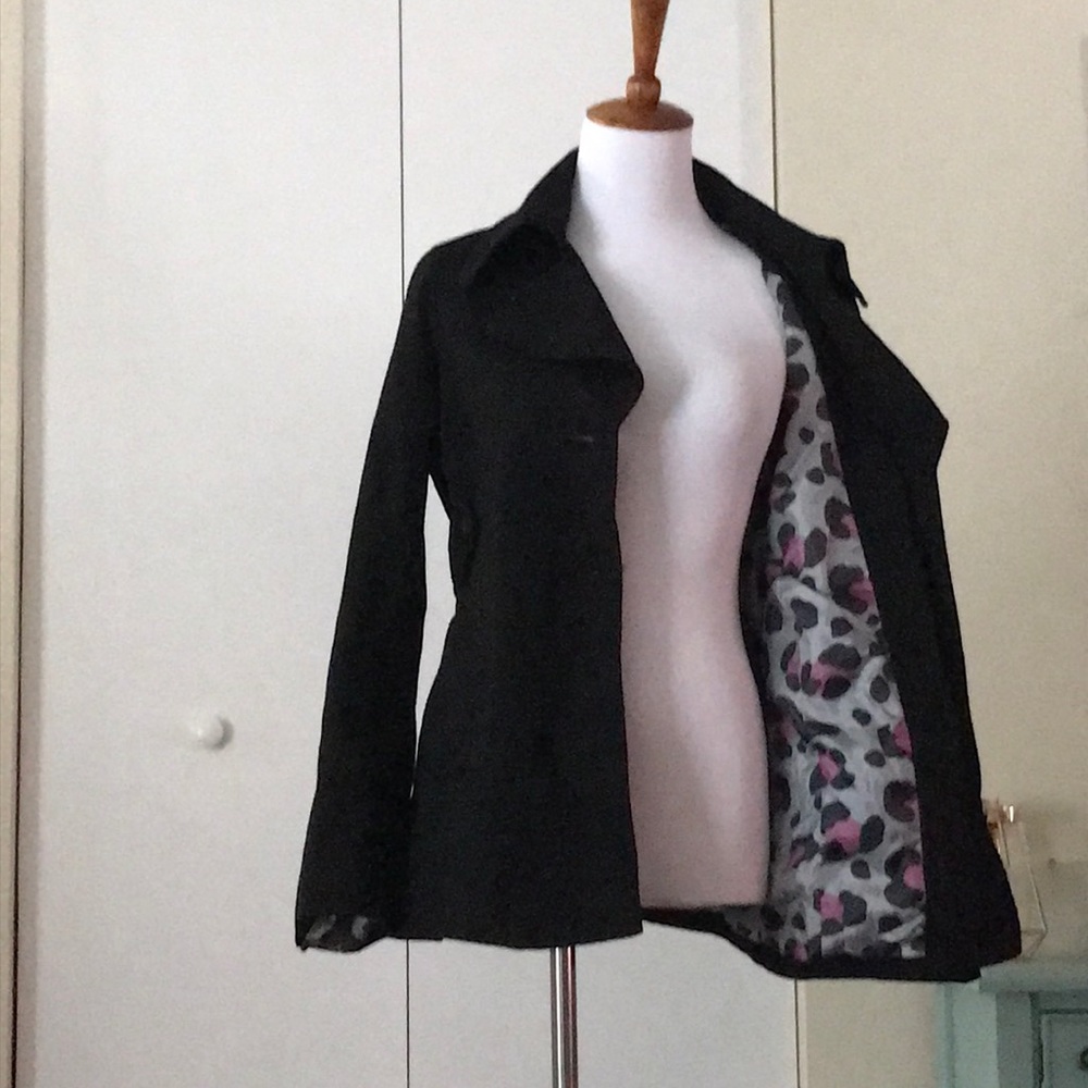 Black Fitted Jacket - image 3
